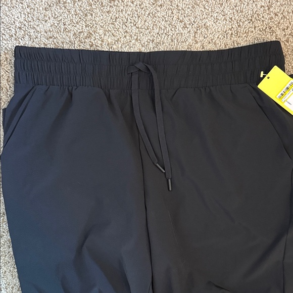 NWT All in Motion Black Active Pants Sz Large Long - Picture 3 of 9